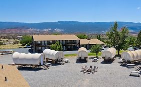 Broken Spur Inn & Steakhouse